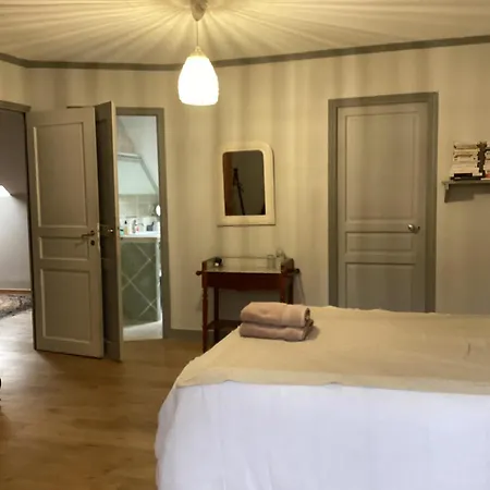 Le Clos Vautouchard Villa *