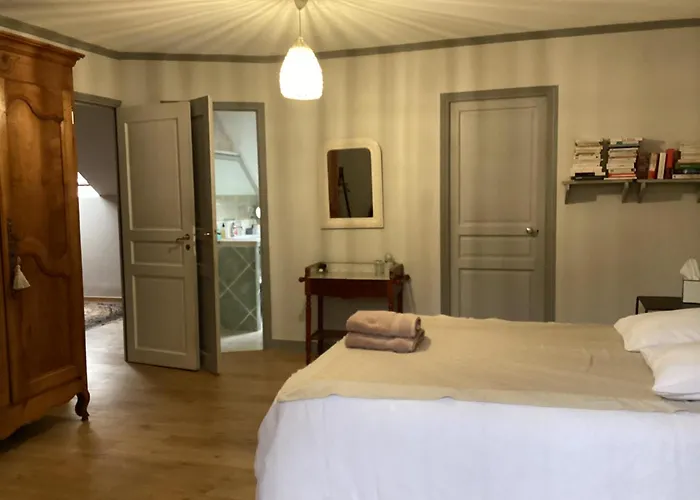 Le Clos Vautouchard Villa *